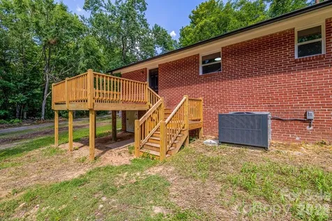 139 E Forest Drive Union SC 29379