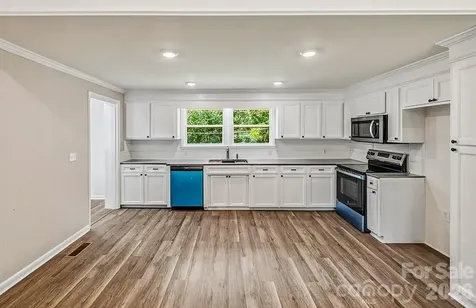 139 E Forest Drive Union SC 29379