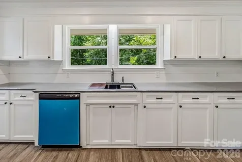 139 E Forest Drive Union SC 29379