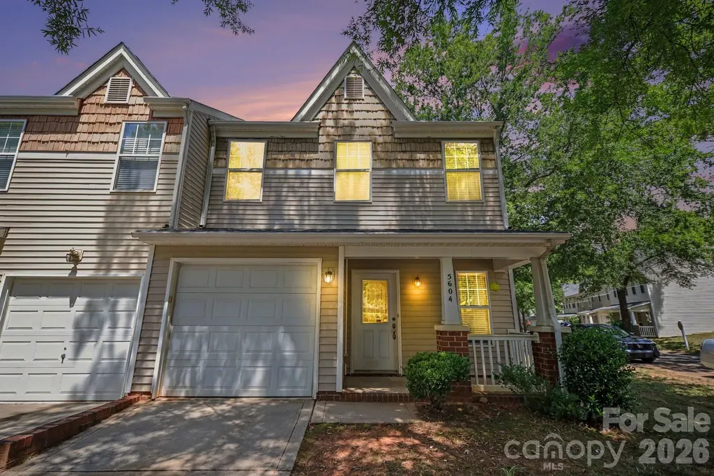 5604 Santeelah Court Charlotte NC 28217