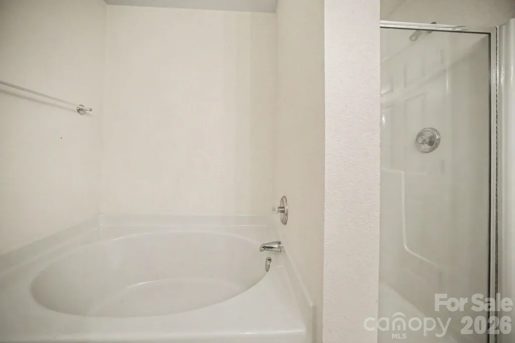 5604 Santeelah Court Charlotte NC 28217