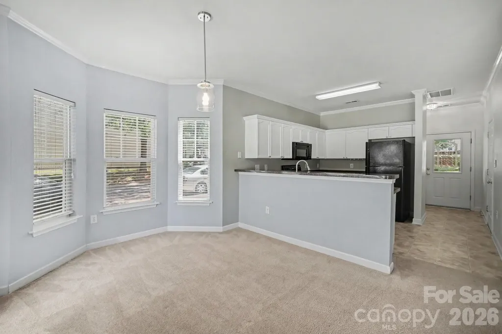 5604 Santeelah Court Charlotte NC 28217