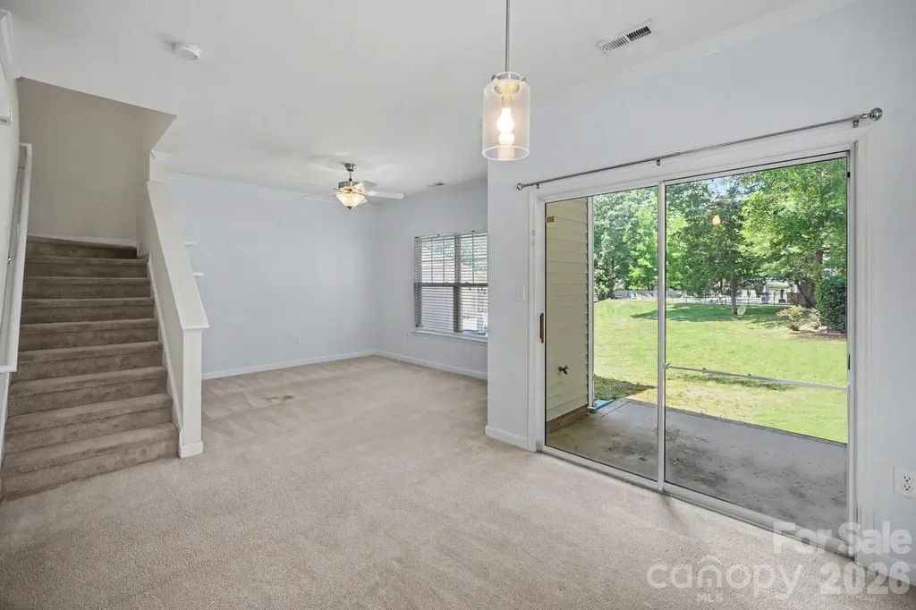 5604 Santeelah Court Charlotte NC 28217