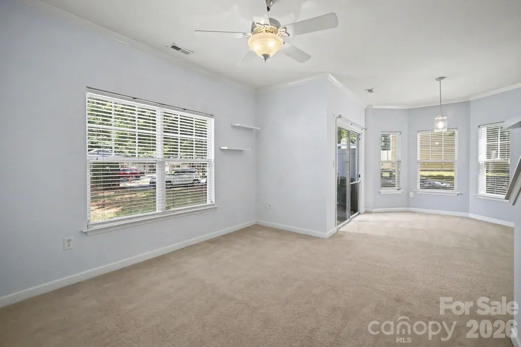 5604 Santeelah Court Charlotte NC 28217