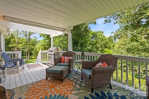 9081 Pittmans Gap Road Newland NC 28657
