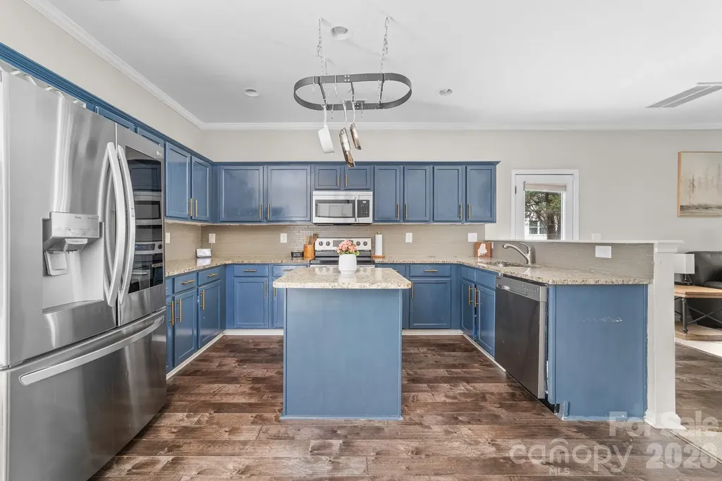 1525 Ladora Drive Charlotte NC 28262