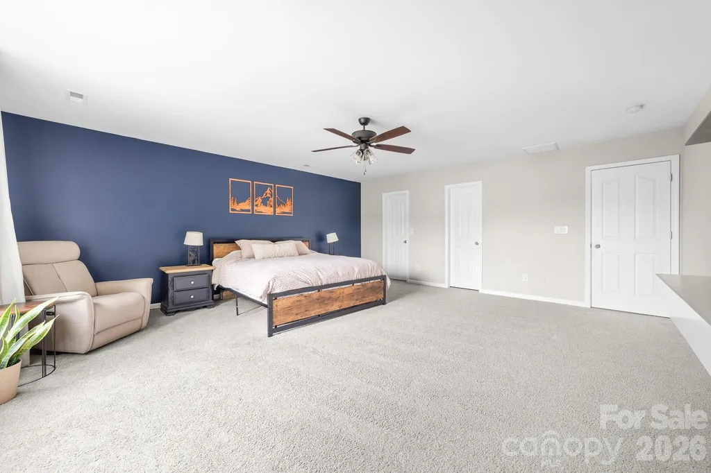 1525 Ladora Drive Charlotte NC 28262