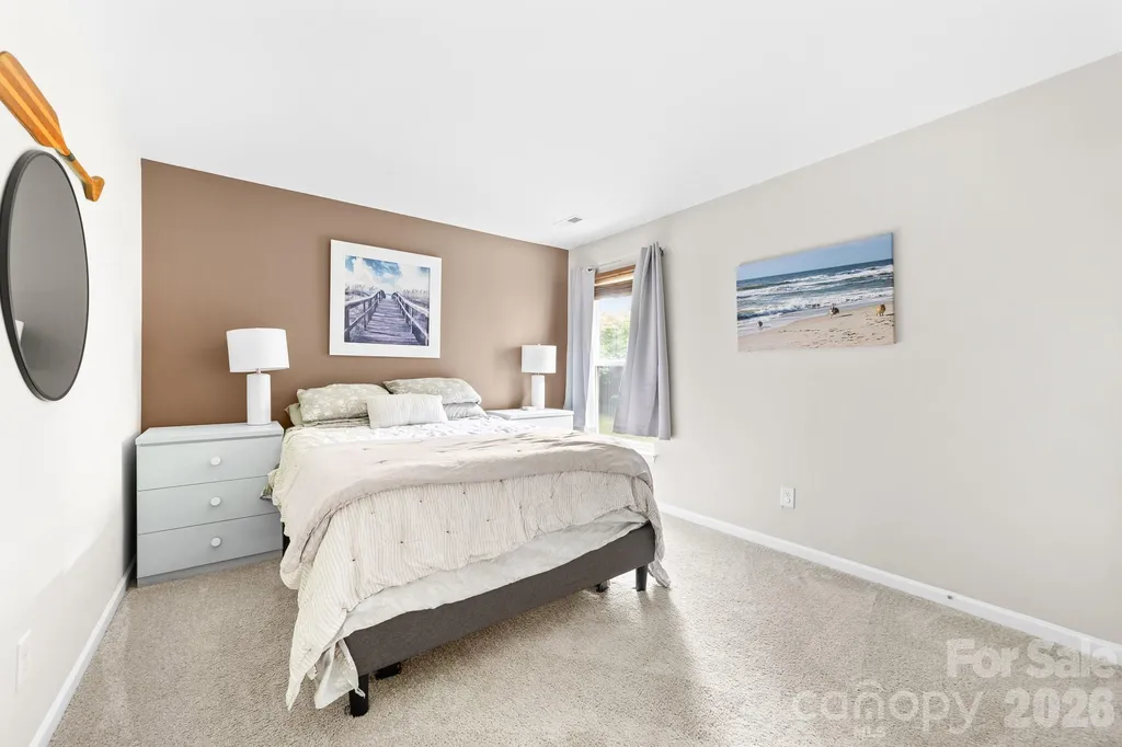 1525 Ladora Drive Charlotte NC 28262