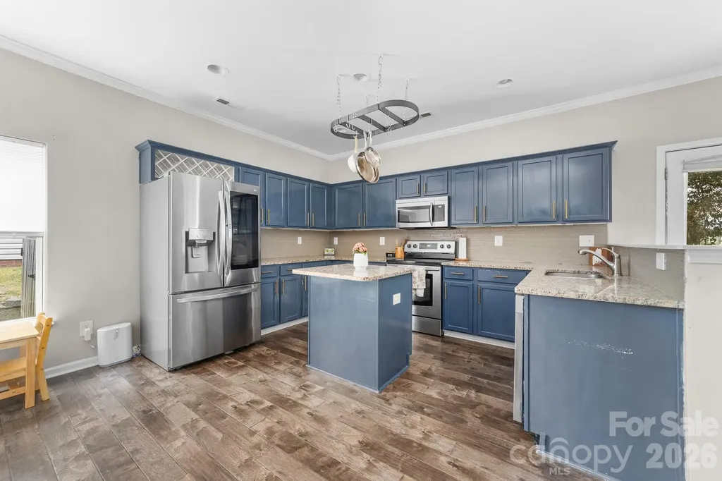 1525 Ladora Drive Charlotte NC 28262