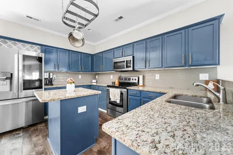 1525 Ladora Drive Charlotte NC 28262