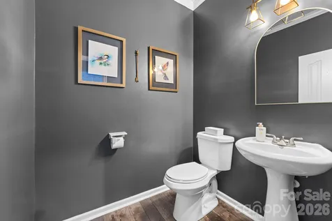 1525 Ladora Drive Charlotte NC 28262