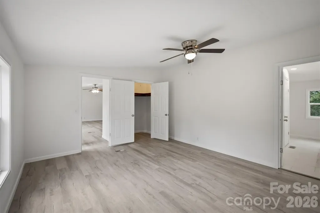 2688 Kite Drive Lenoir NC 28645