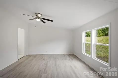 2688 Kite Drive Lenoir NC 28645