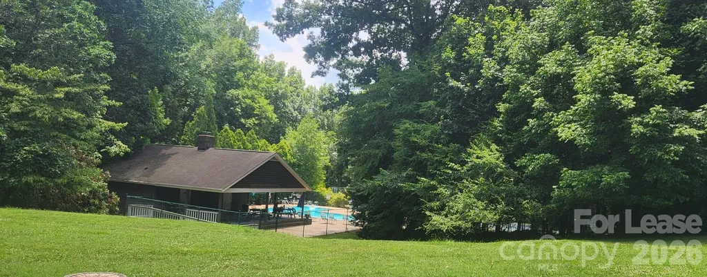 1957 Dugan Drive Charlotte NC 28270