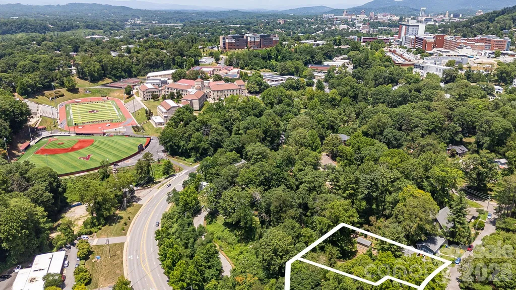 25 Saint Dunstans Circle Asheville NC 28803