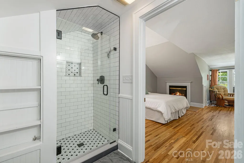 25 Saint Dunstans Circle Asheville NC 28803