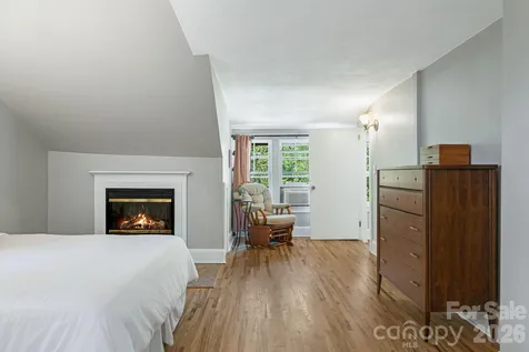 25 Saint Dunstans Circle Asheville NC 28803
