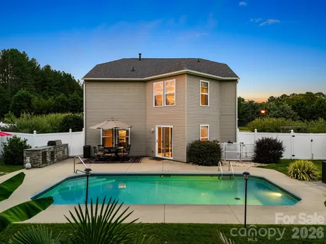191 Old Carriage Road Clover SC 29710