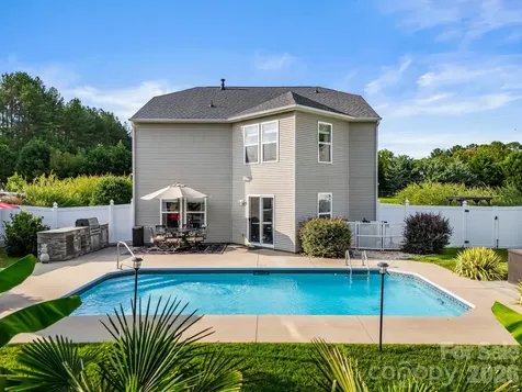 191 Old Carriage Road Clover SC 29710