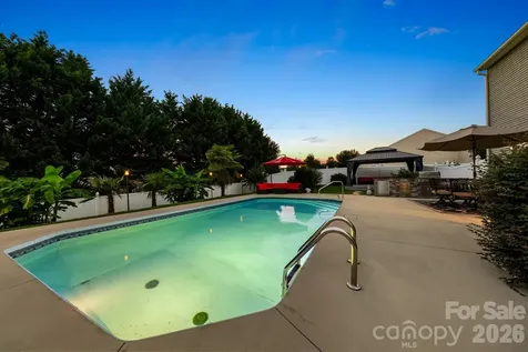 191 Old Carriage Road Clover SC 29710