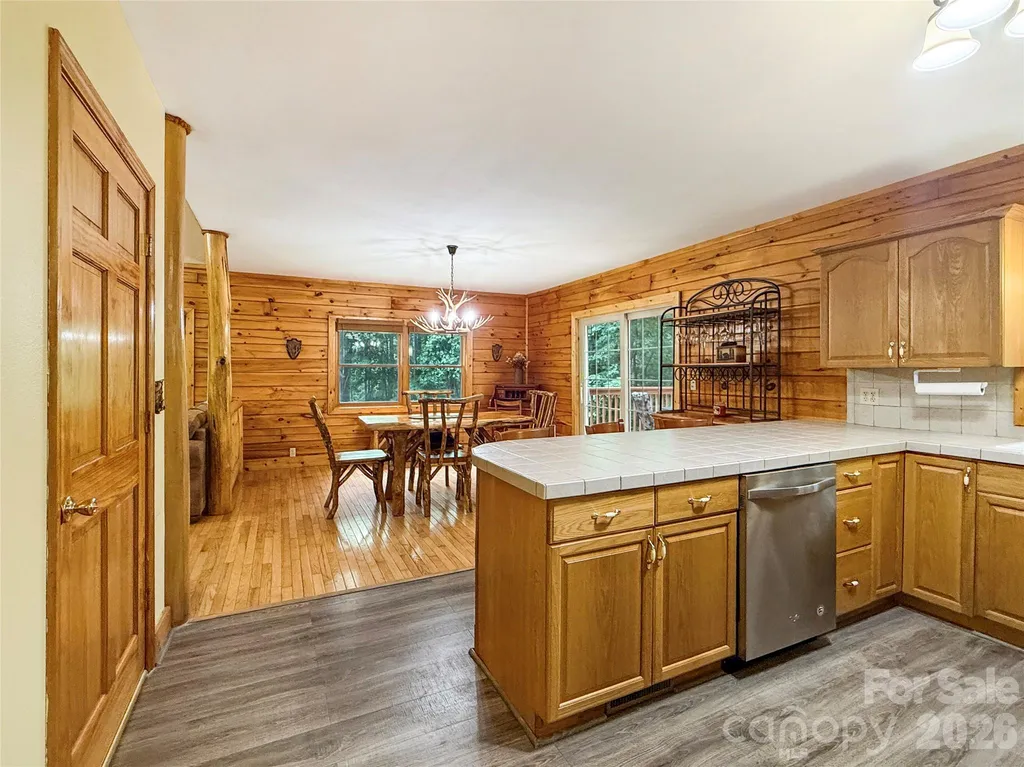 321 Grays Shadow Lane Banner Elk NC 28604