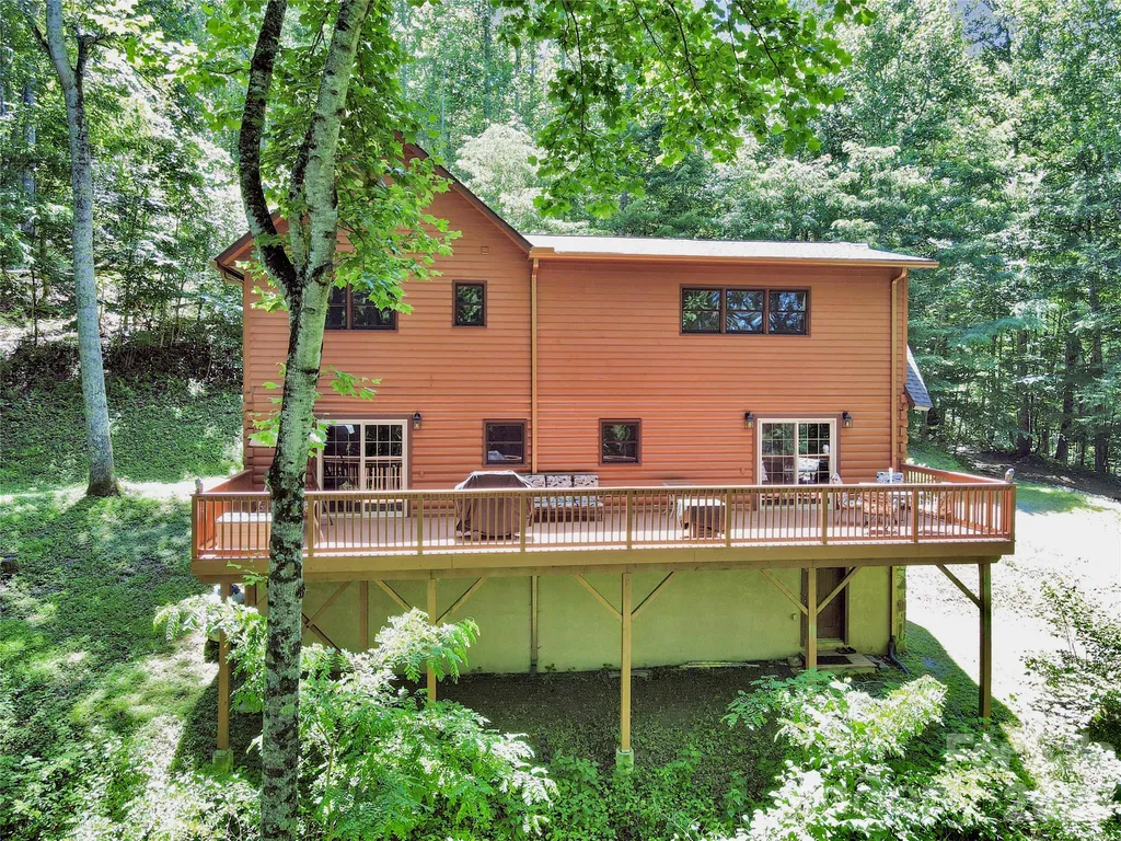 321 Grays Shadow Lane Banner Elk NC 28604