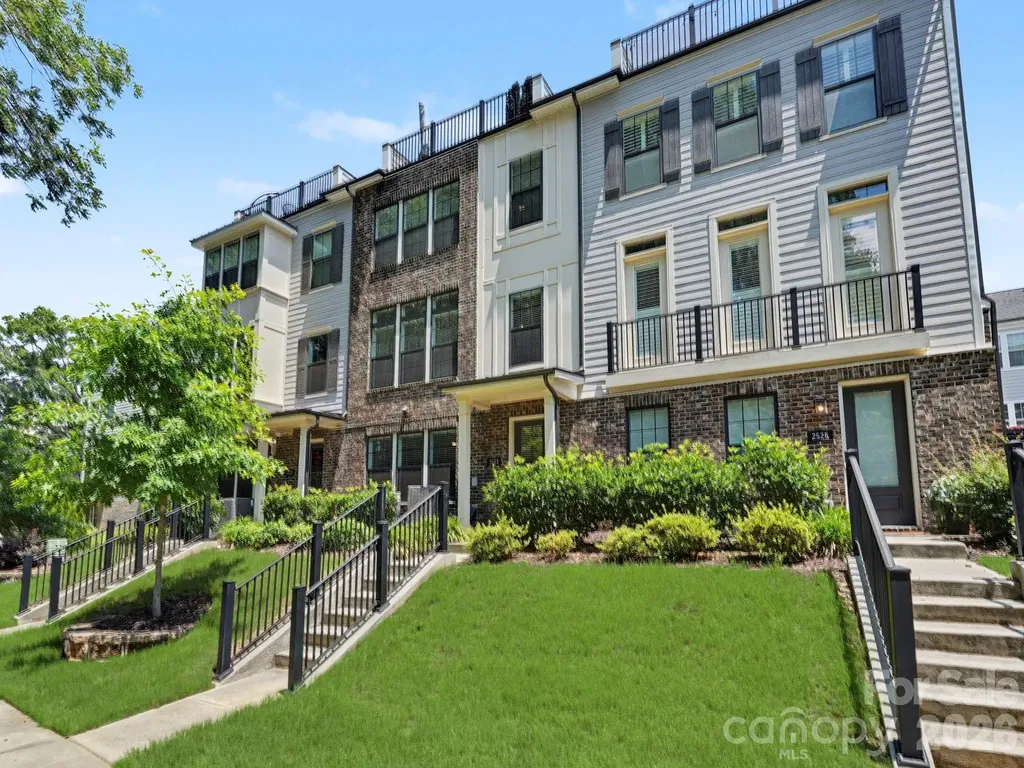 2523 Deacon Avenue Charlotte NC 28204