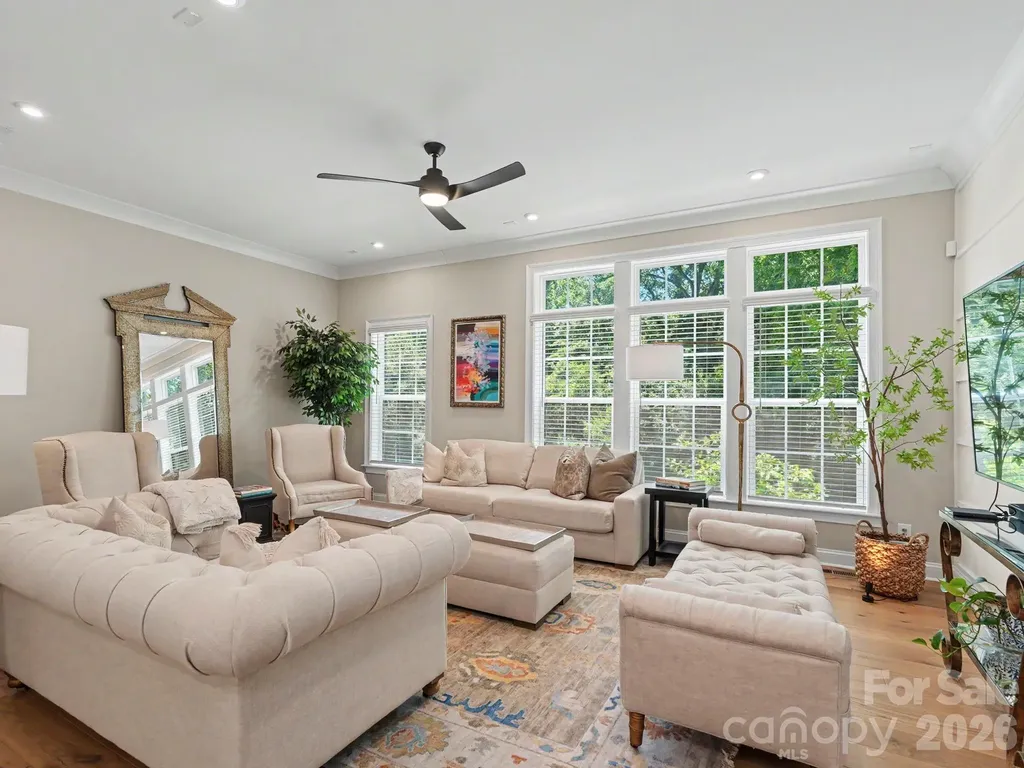 2523 Deacon Avenue Charlotte NC 28204
