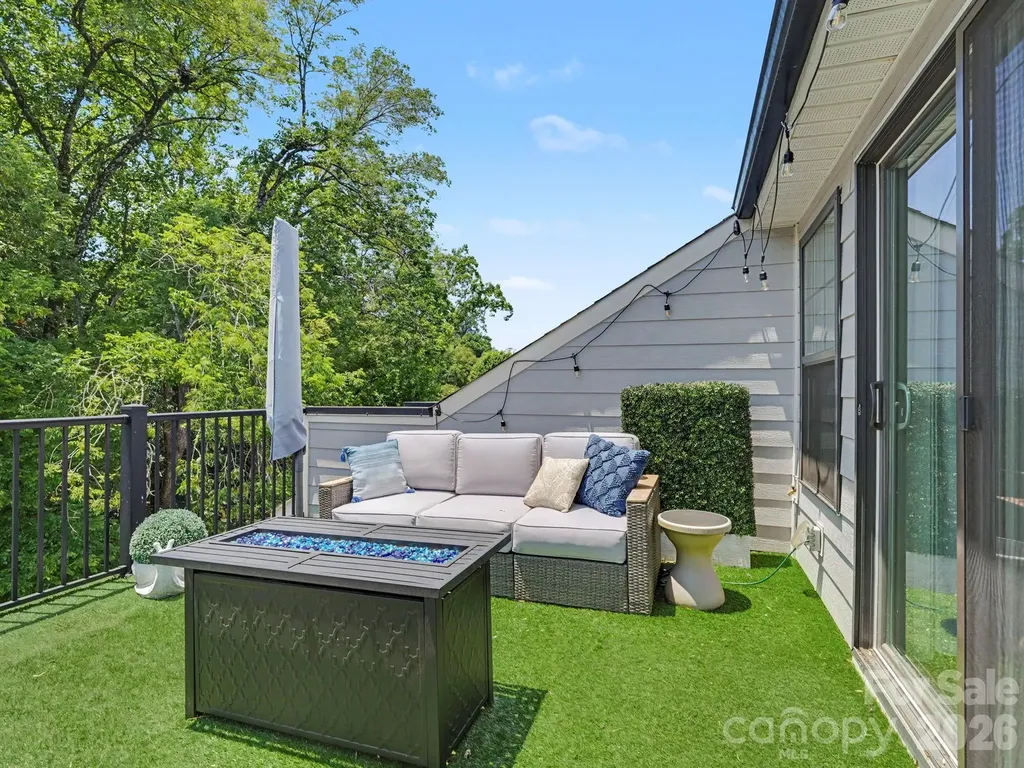 2523 Deacon Avenue Charlotte NC 28204