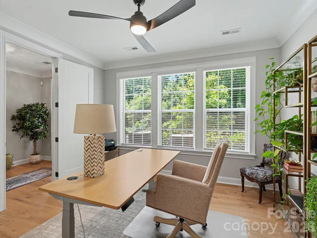 2523 Deacon Avenue Charlotte NC 28204