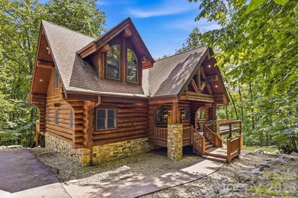 206 Big Rock Lane Lake Lure NC 28746