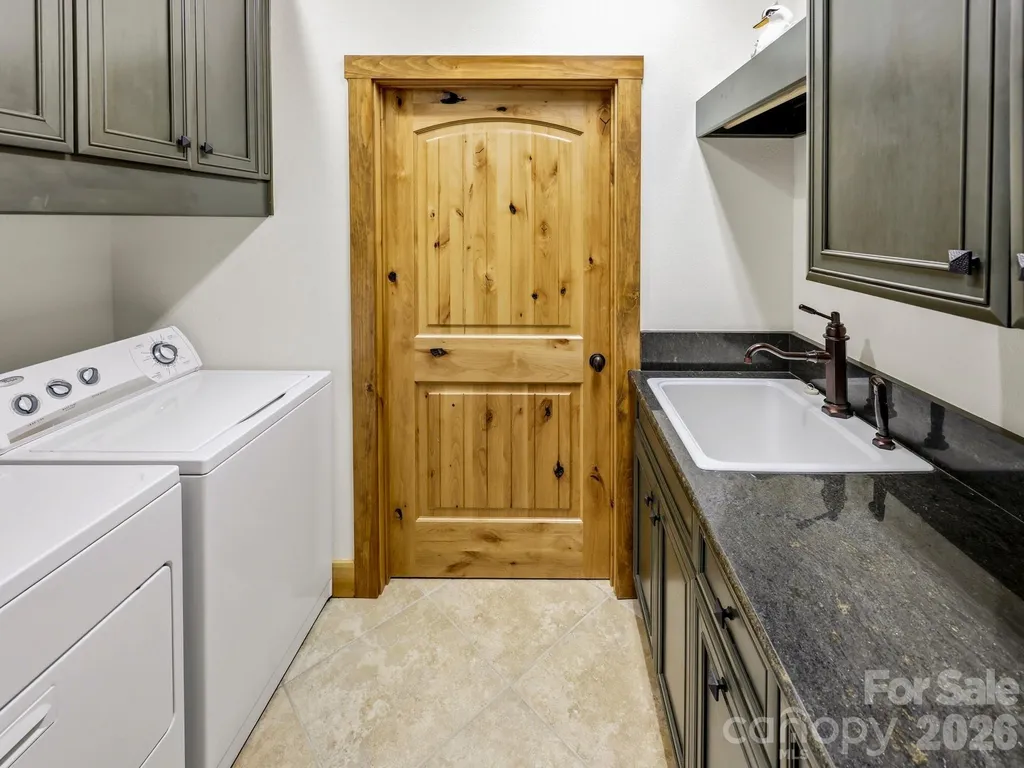 206 Big Rock Lane Lake Lure NC 28746