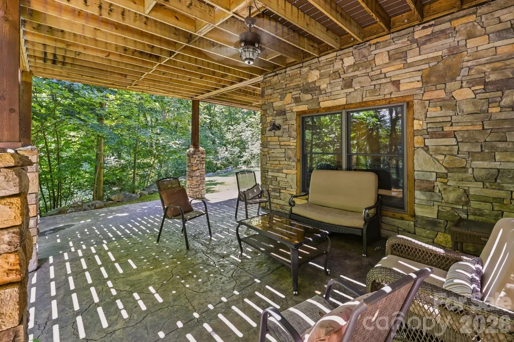 206 Big Rock Lane Lake Lure NC 28746