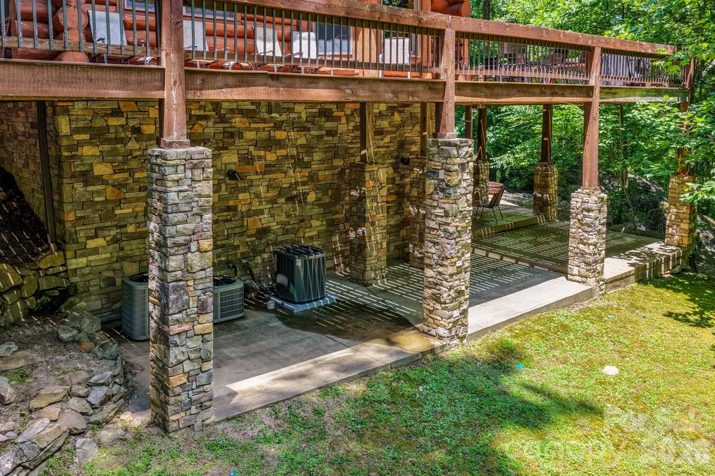 206 Big Rock Lane Lake Lure NC 28746