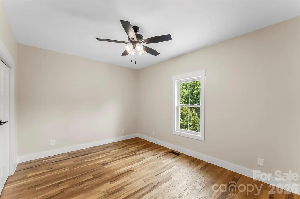 2456 Saratoga Run Morganton NC 28655