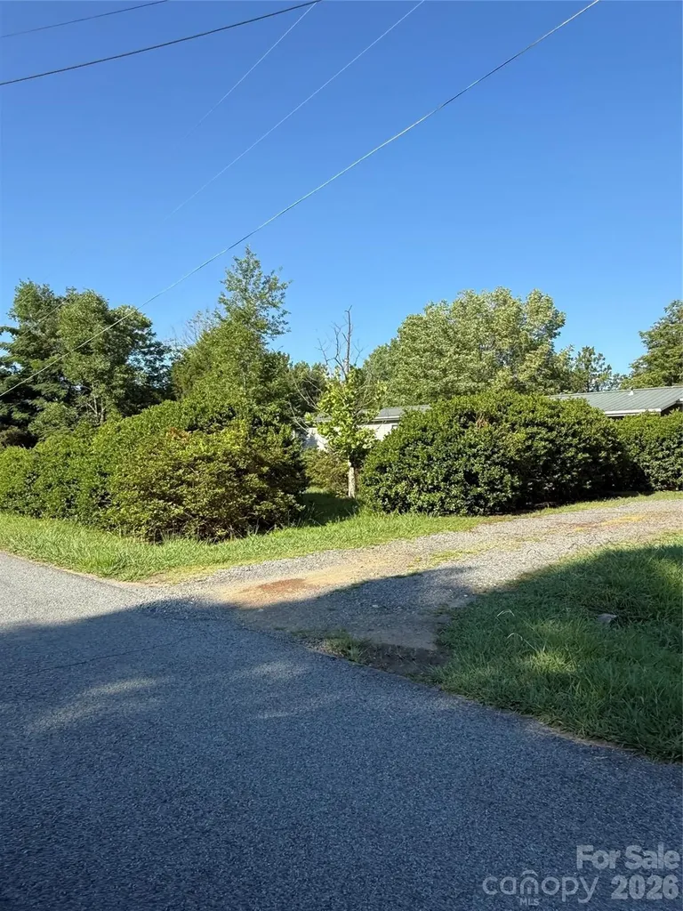 6006 Vanderhorst Drive Concord NC 28205