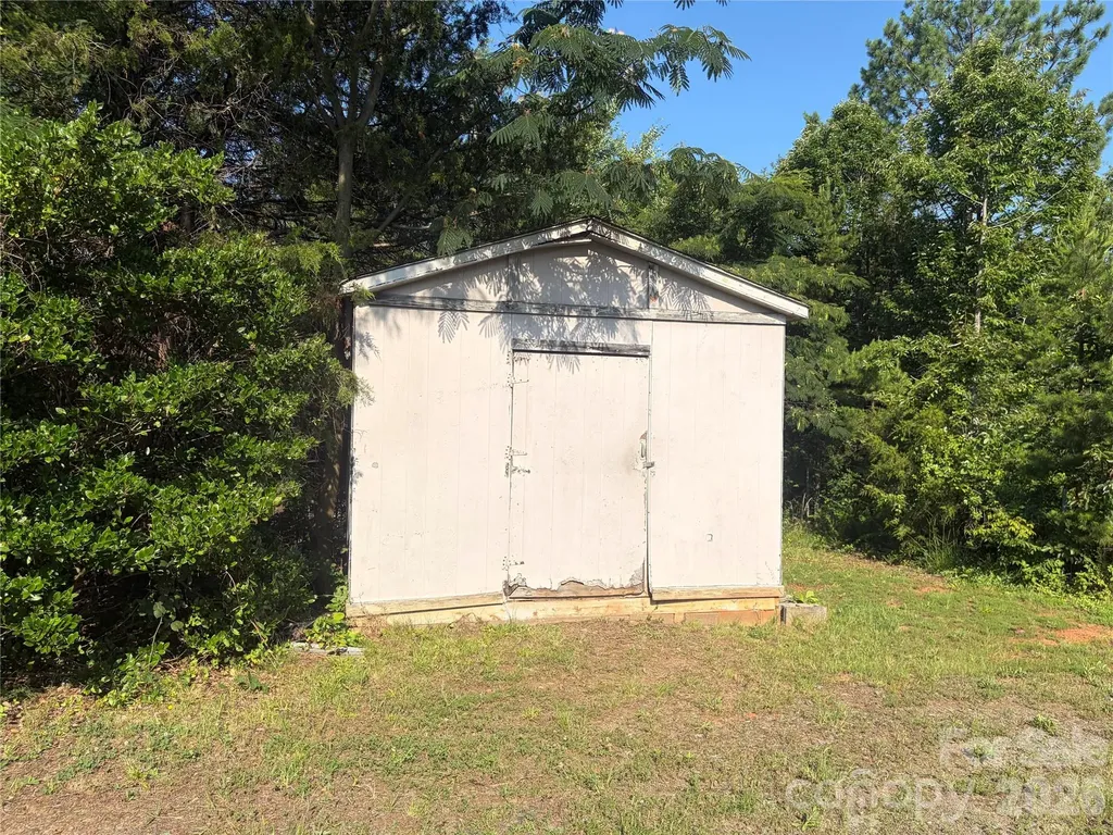 6006 Vanderhorst Drive Concord NC 28205