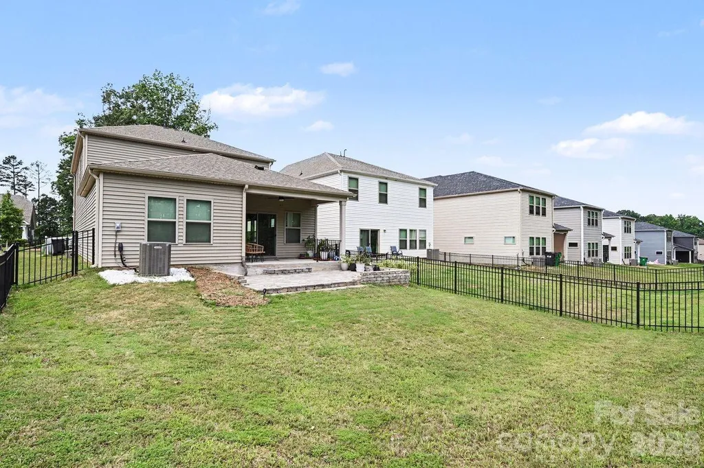 6702 Good News Drive Charlotte NC 28215