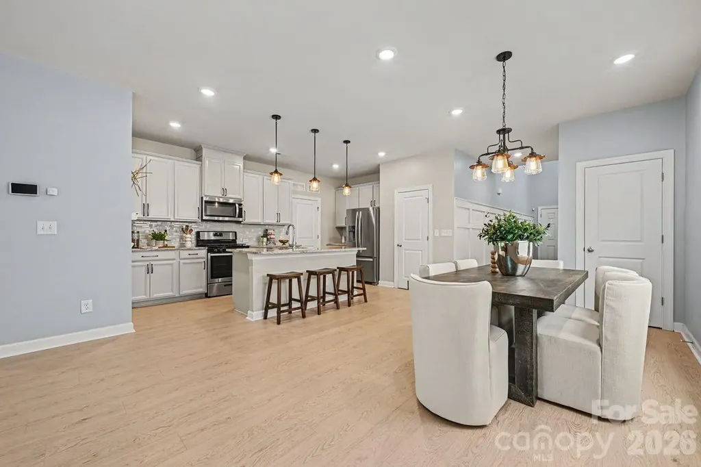 6702 Good News Drive Charlotte NC 28215