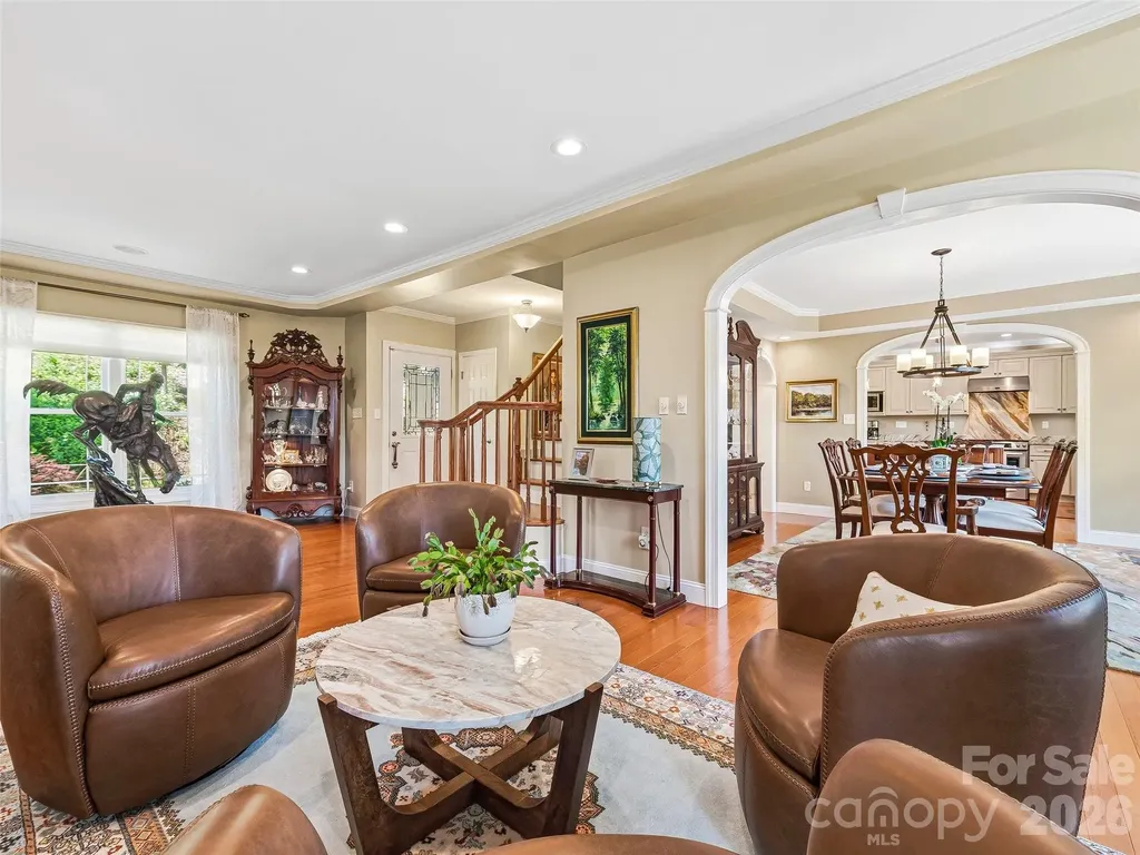 15 Patton Circle Asheville NC 28804