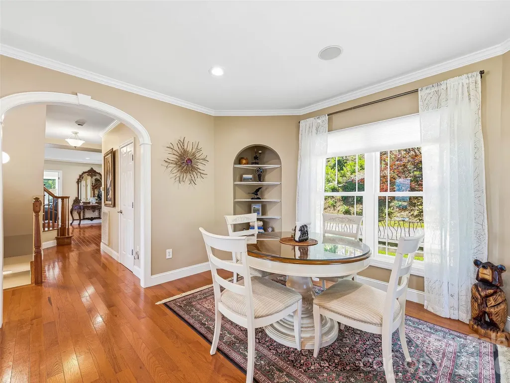 15 Patton Circle Asheville NC 28804