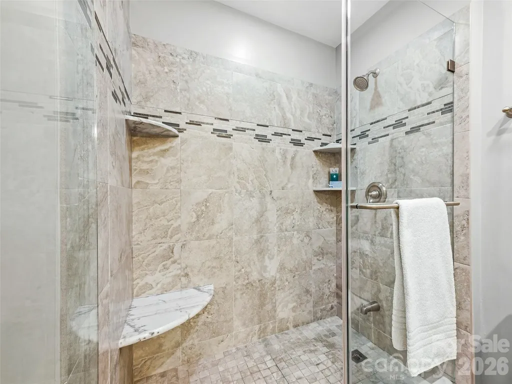 15 Patton Circle Asheville NC 28804