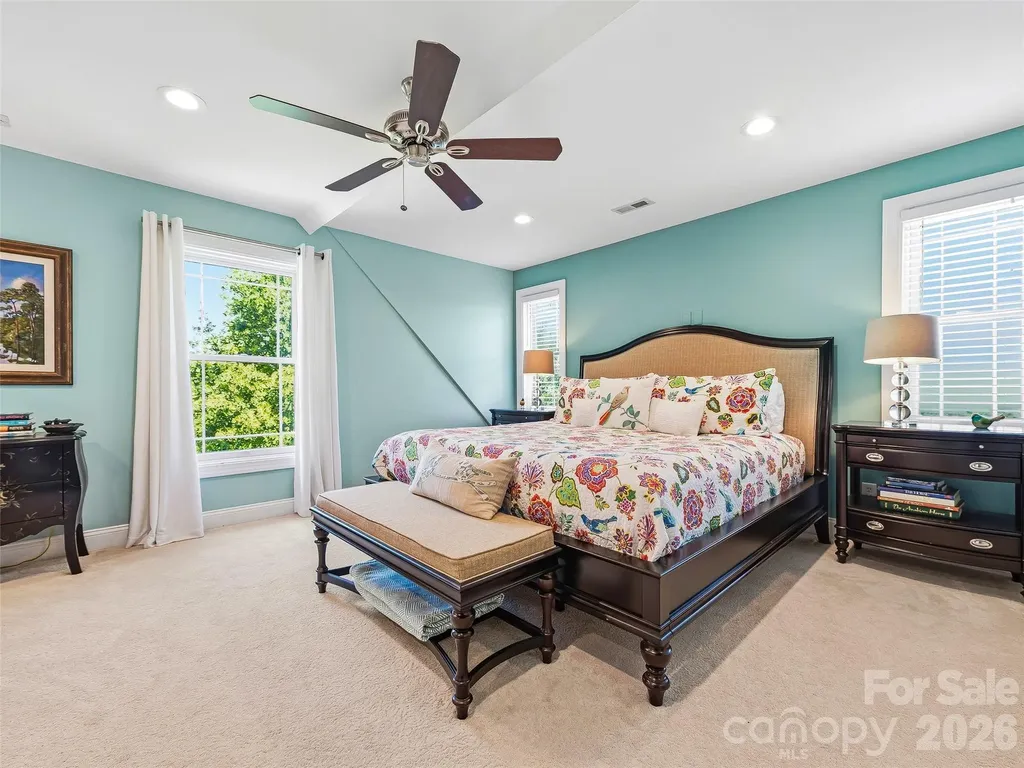 15 Patton Circle Asheville NC 28804