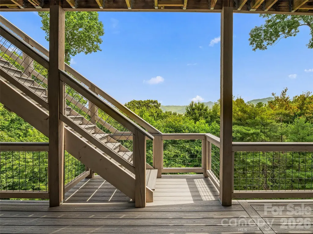 15 Patton Circle Asheville NC 28804