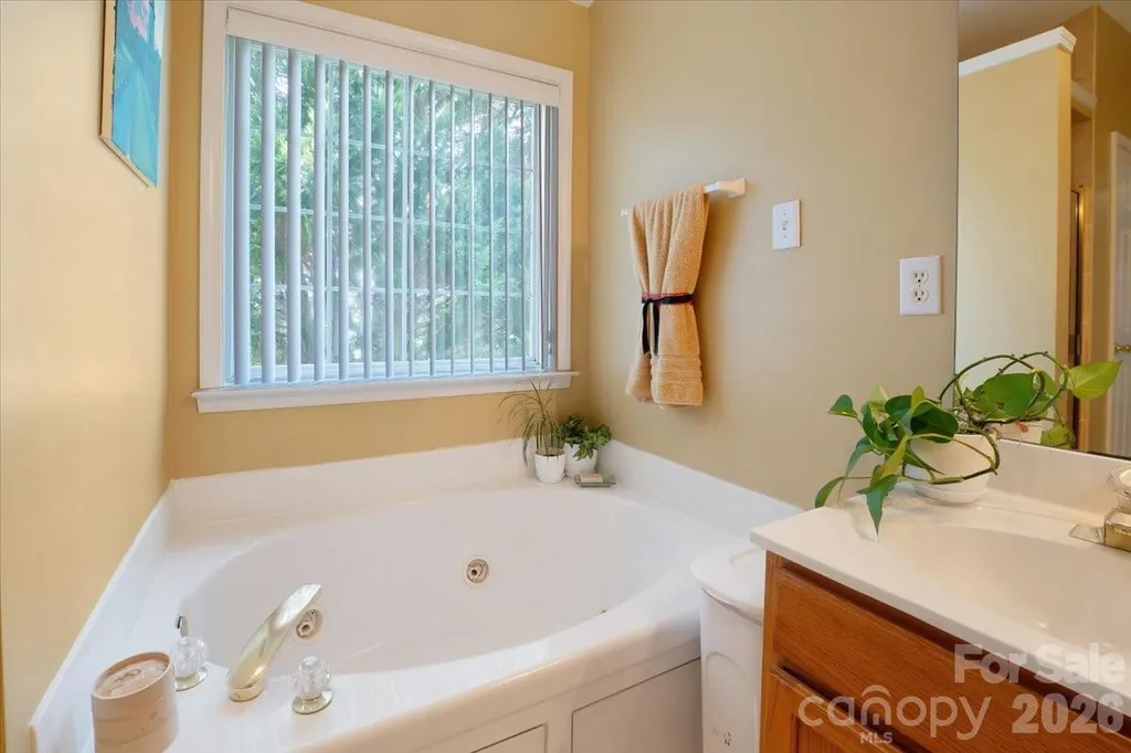 11932 Fox Glen Road Charlotte NC 28269