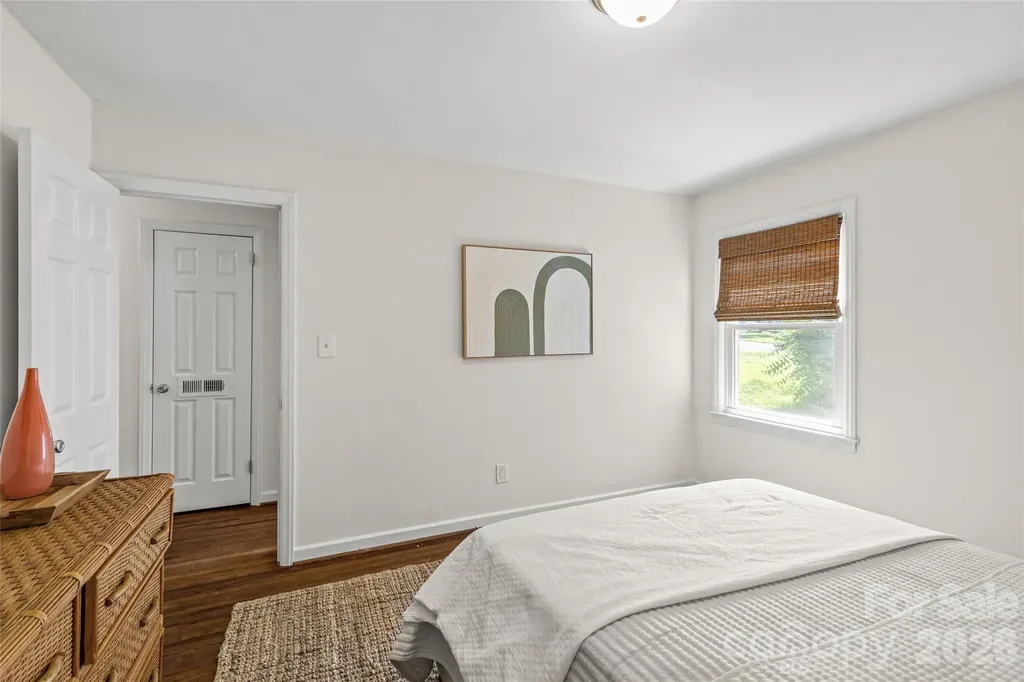 3443 Airlie Street Charlotte NC 28205