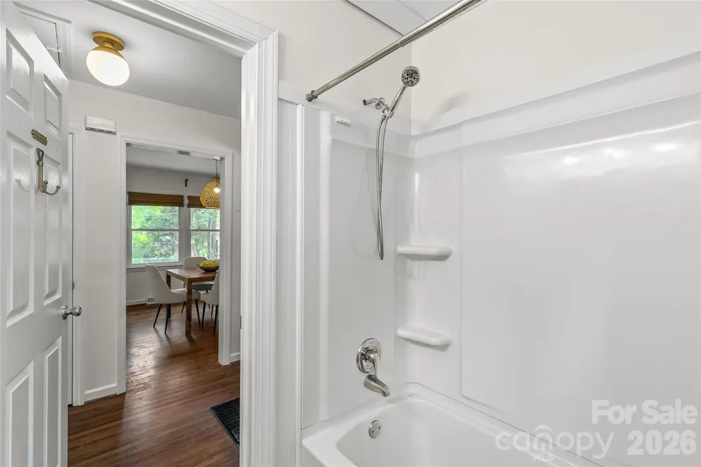 3443 Airlie Street Charlotte NC 28205