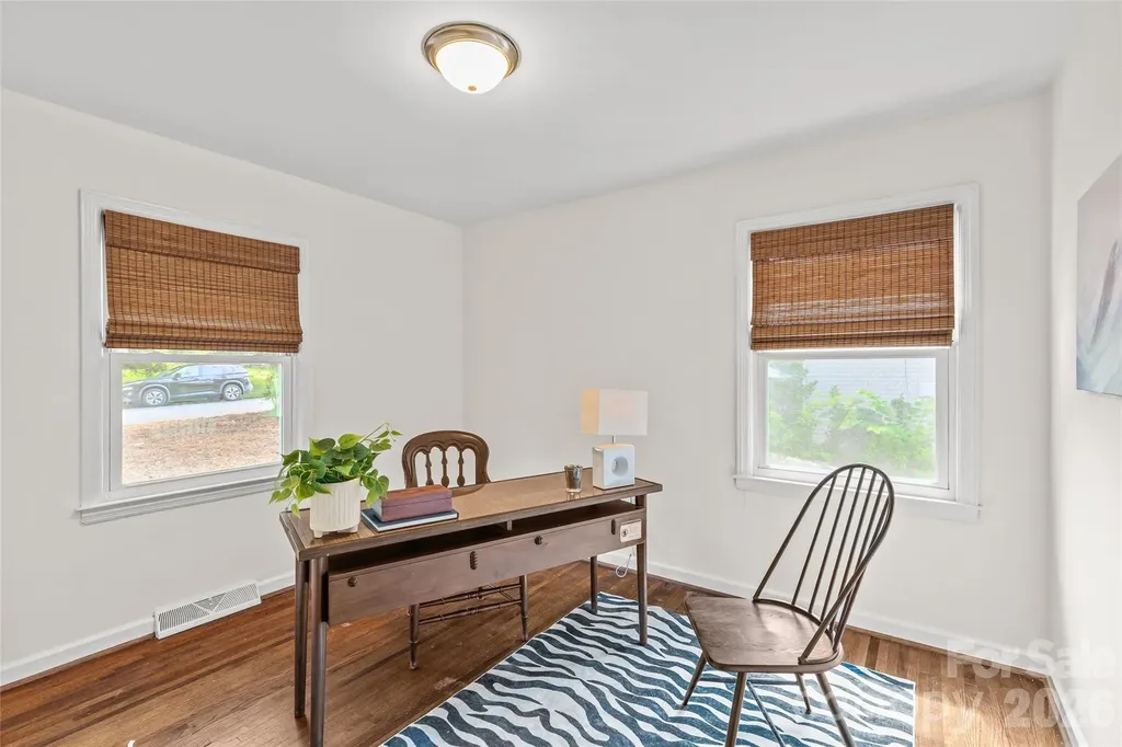 3443 Airlie Street Charlotte NC 28205