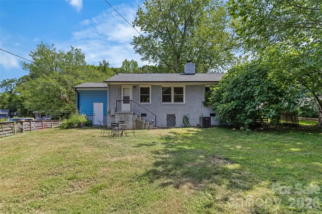 3443 Airlie Street Charlotte NC 28205