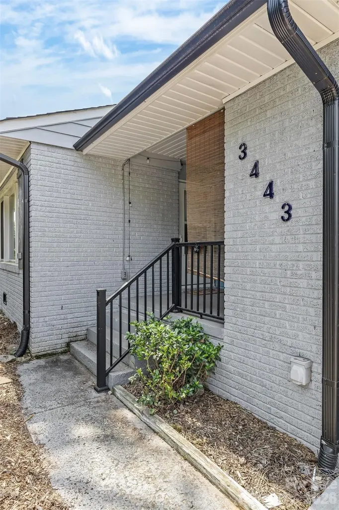 3443 Airlie Street Charlotte NC 28205